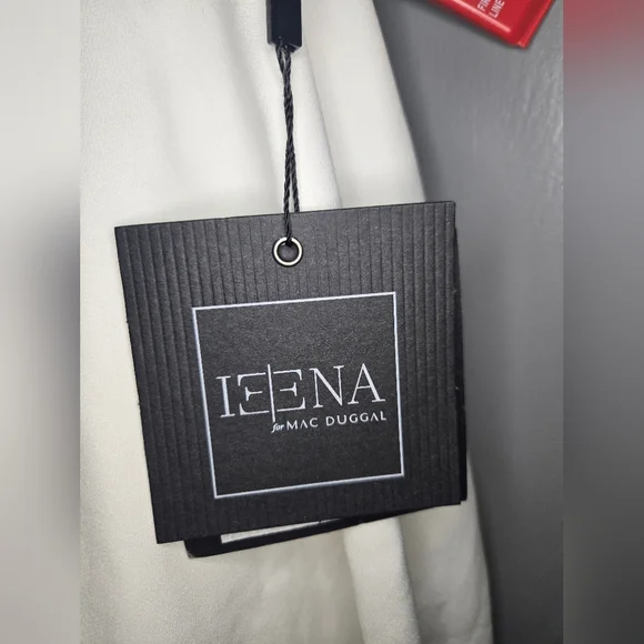 Mac Duggal Classic Sleeveless A-Line Gown (with Pockets!) - Picture 9 of 12